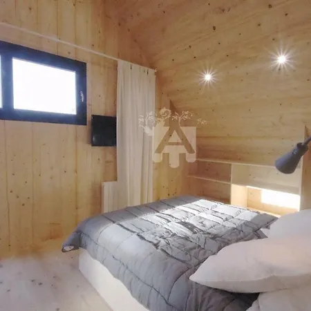 La De Marcha * Besse-et-Saint-Anastaise